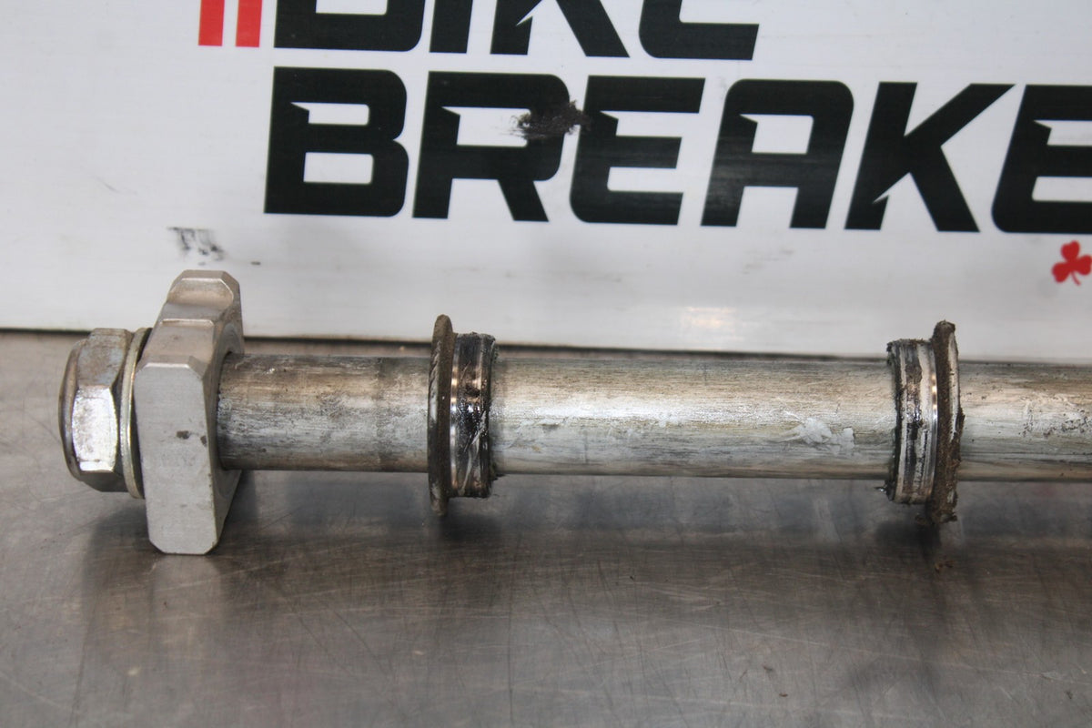 05-06 HONDA CBR600RR REAR AXLE BACK WHEEL RIM PIVOT BOLT AXEL BB893