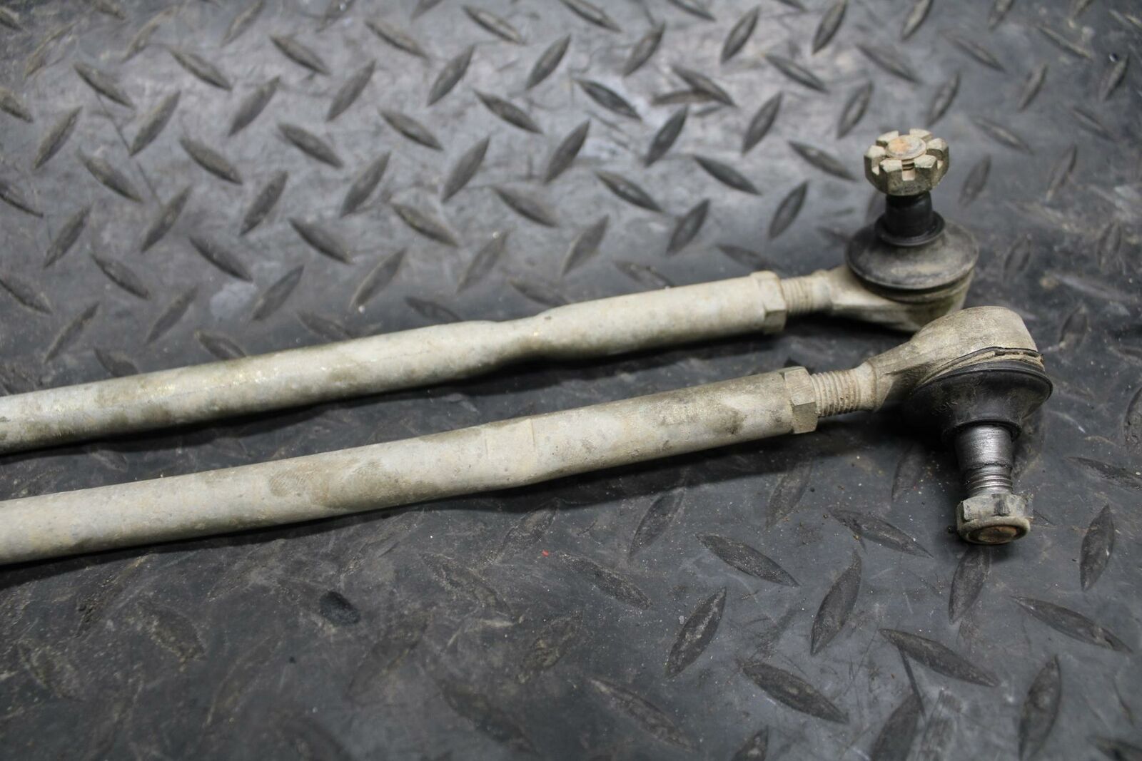 2004 Yamaha Banshee 350 YFZ350 STEERING TIE RODS ROD SET PAIR BB232