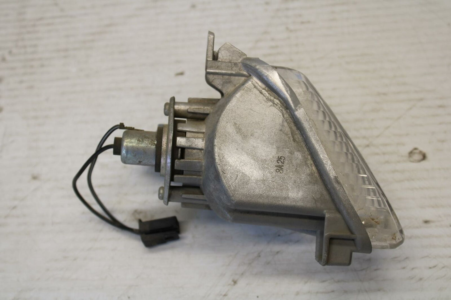 08-09 SUZUKI GSXR600 RIGHT REAR BACK TURN SIGNAL LIGHT INDICATOR BB156B