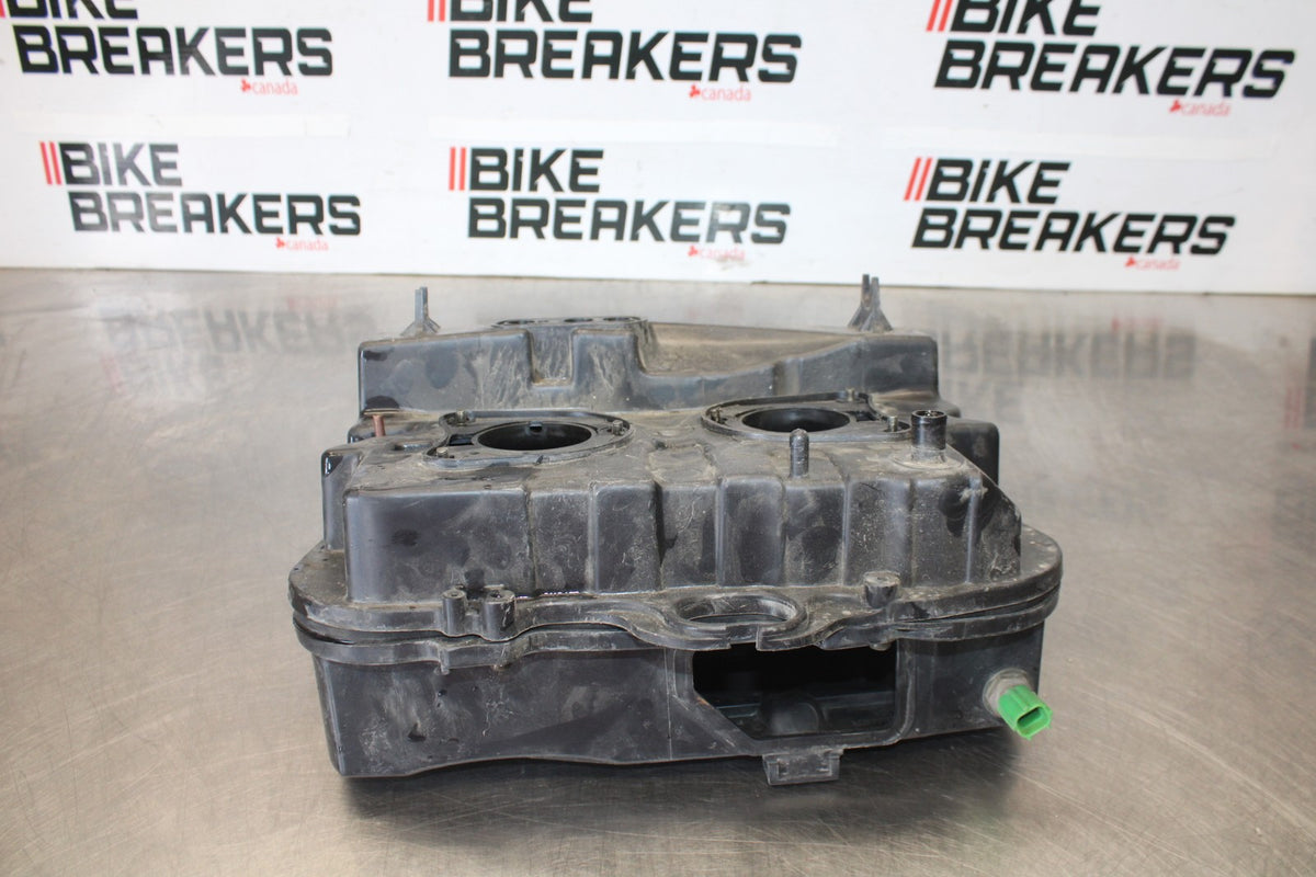 88-00 HONDA GOLDWING 1500 AIRBOX AIR INTAKE FILTER BOX BB883
