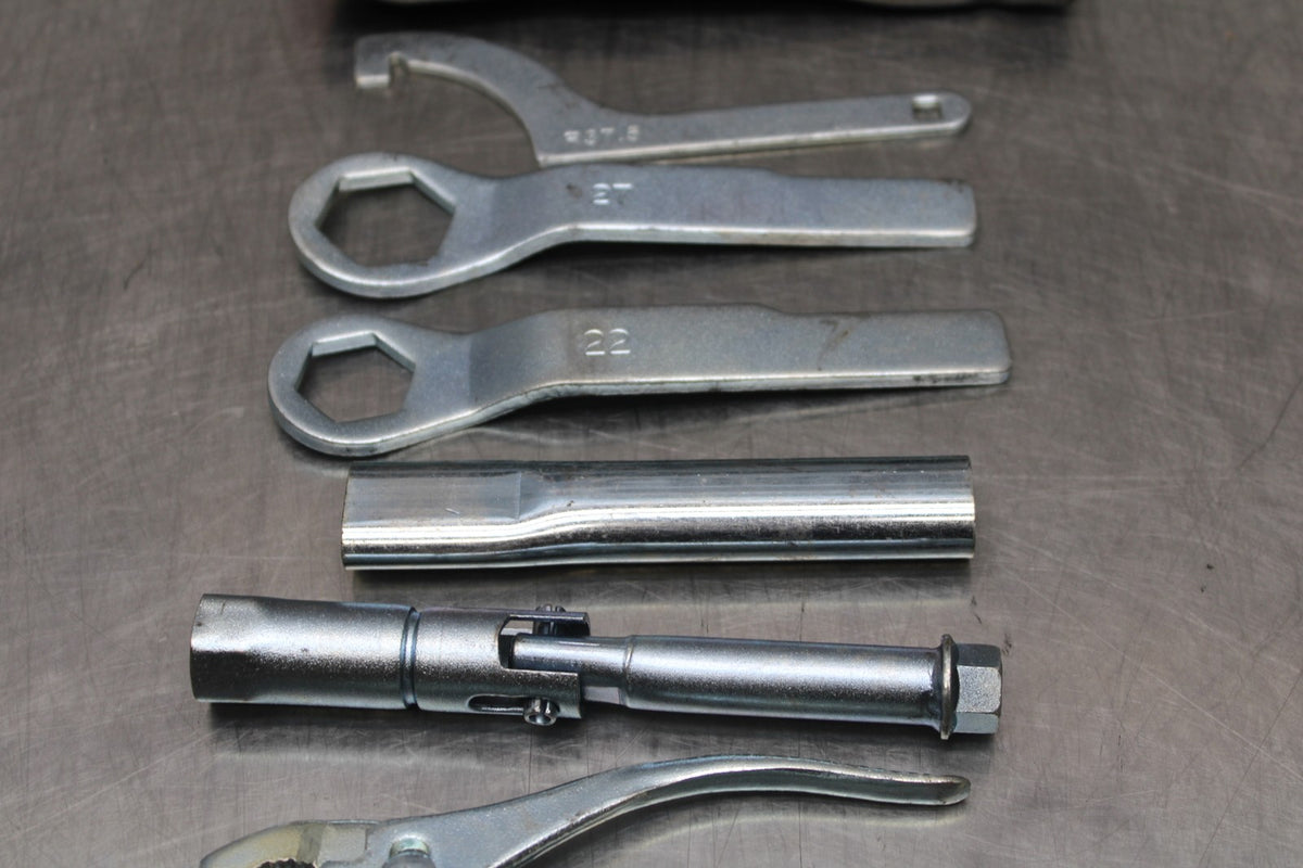 06-07 KAWASAKI NINJA 650R EX650A STOCK TOOLS OEM TOOL BAG KIT SET BB774