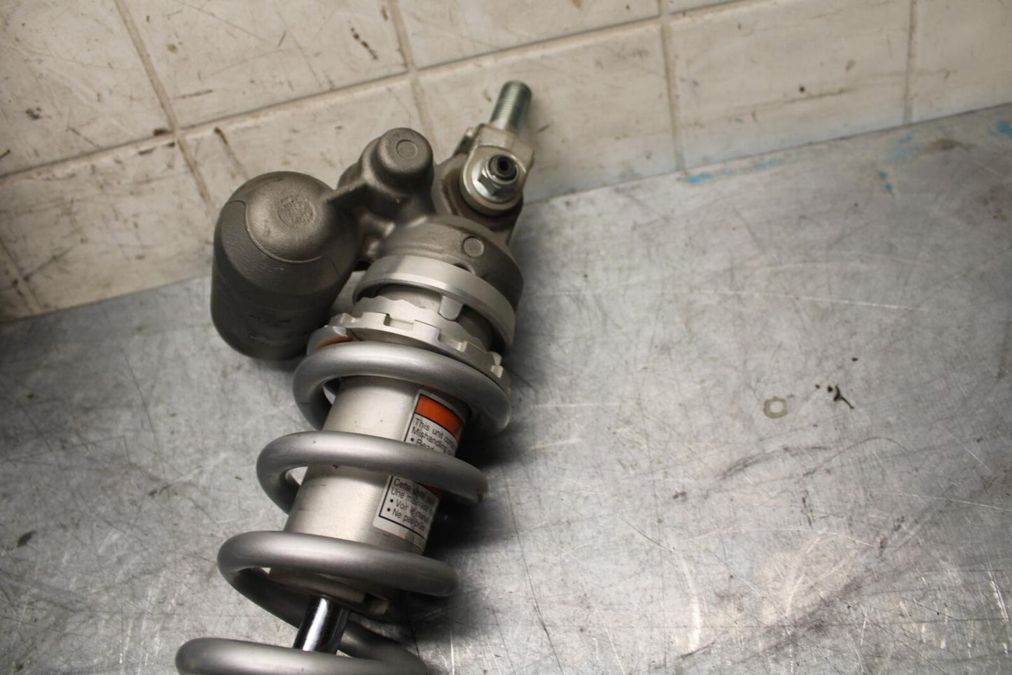 2009 Yamaha YZF R6 REAR BACK SHOCK ABSORBER SUSPENSION 13S-22210-82-00 BB532