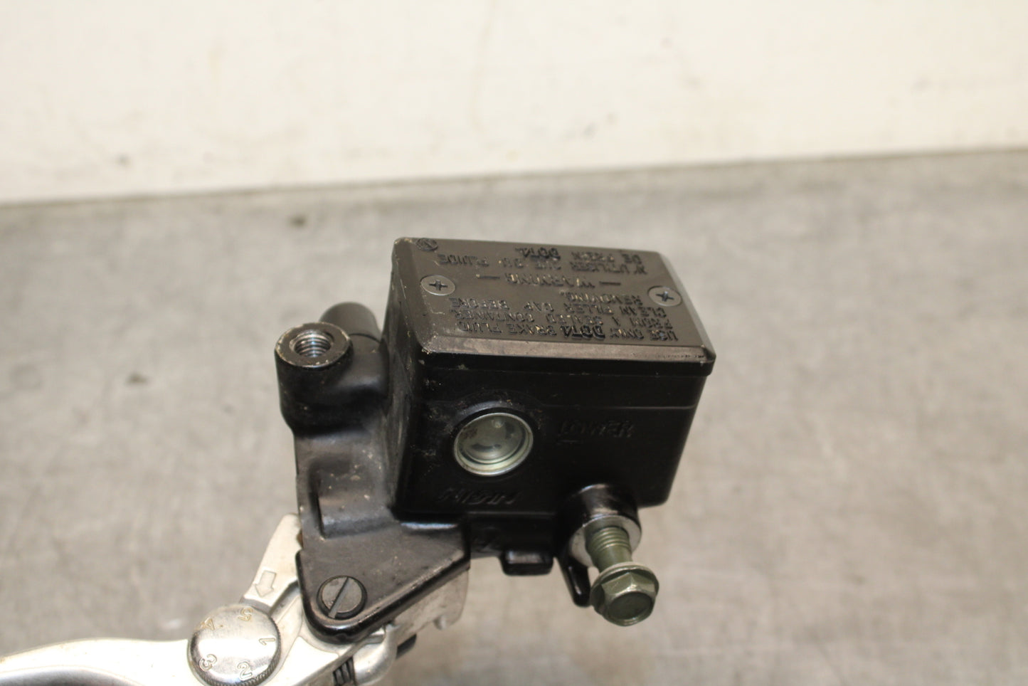 07-09 KAWASAKI VERSYS 650 FRONT BRAKE MASTER CYLINDER w/ LEVER BB125