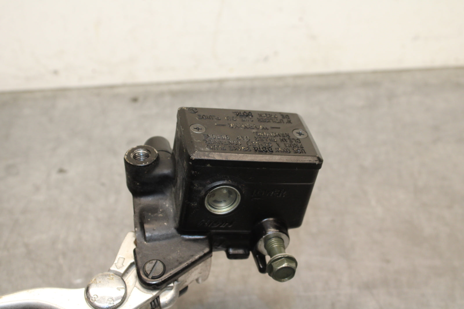 07-09 KAWASAKI VERSYS 650 FRONT BRAKE MASTER CYLINDER w/ LEVER BB125