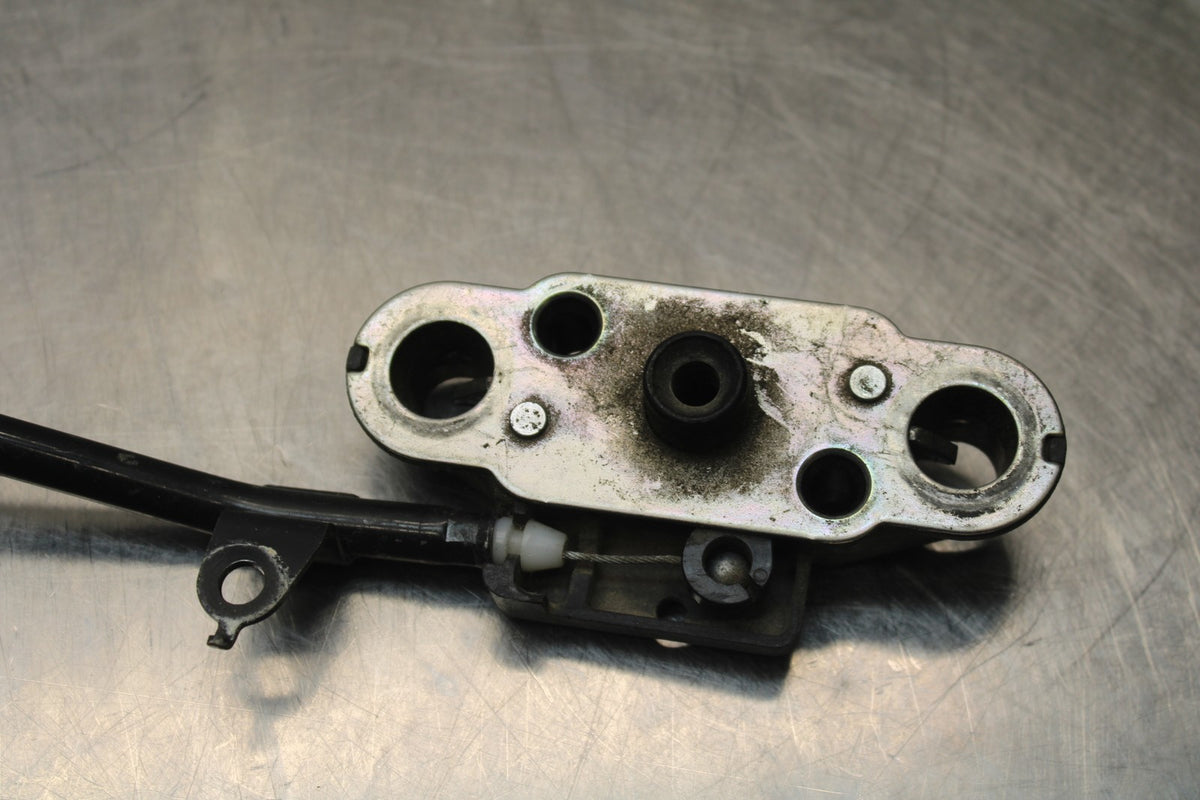 08 SUZUKI SV650 REAR PASSENGER SEAT LATCH LOCK ASSEMBLY BB846
