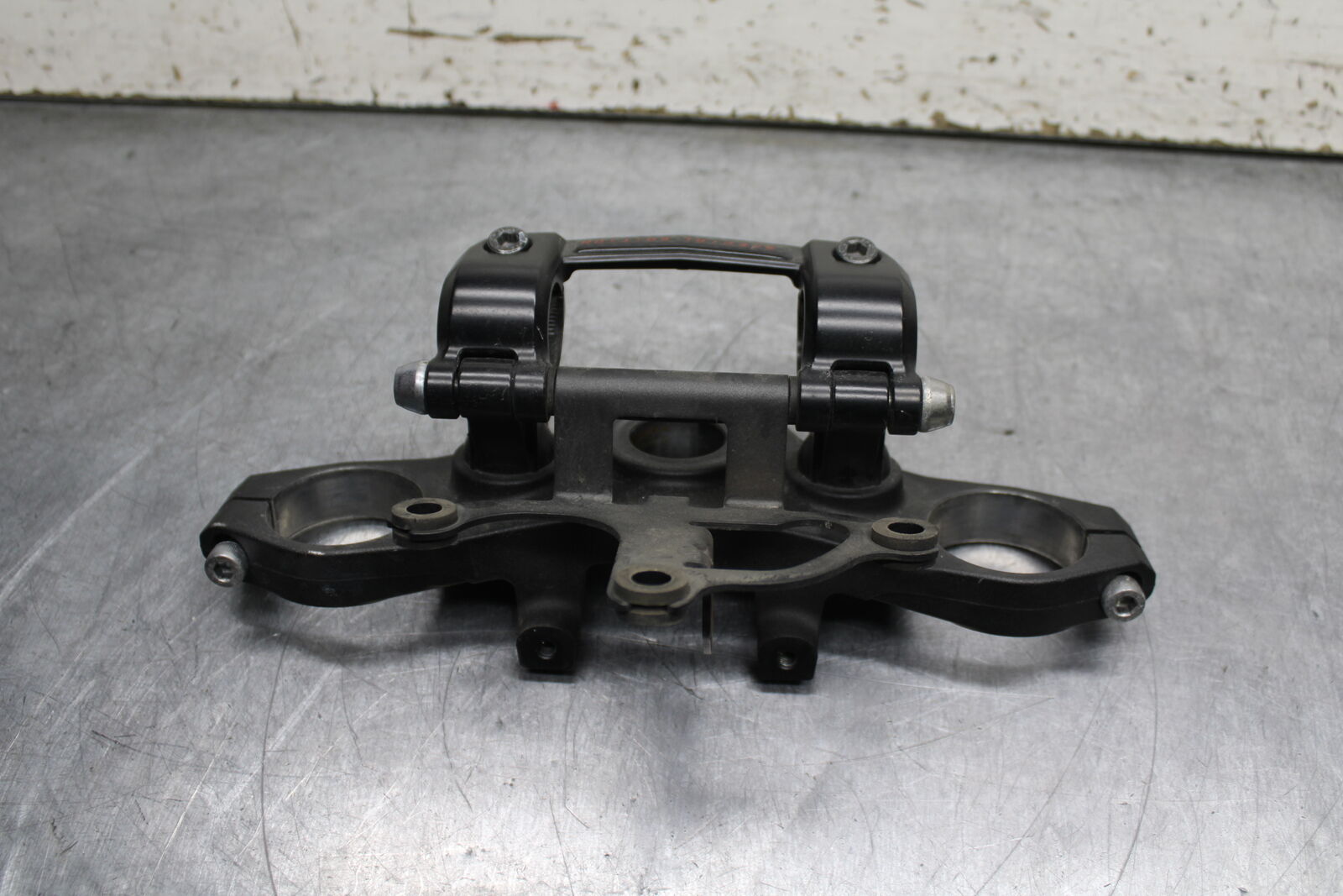 12-13 KAWASAKI Z1000 FORKS UPPER TRIPLE TREE CLAMP BB743