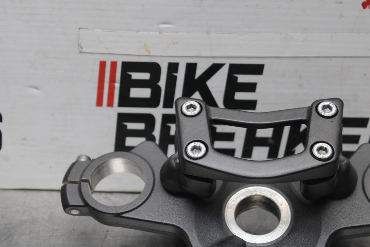 12 KAWASAKI NINJA 650 EX650E FORKS UPPER TRIPLE TREE CLAMP BB926