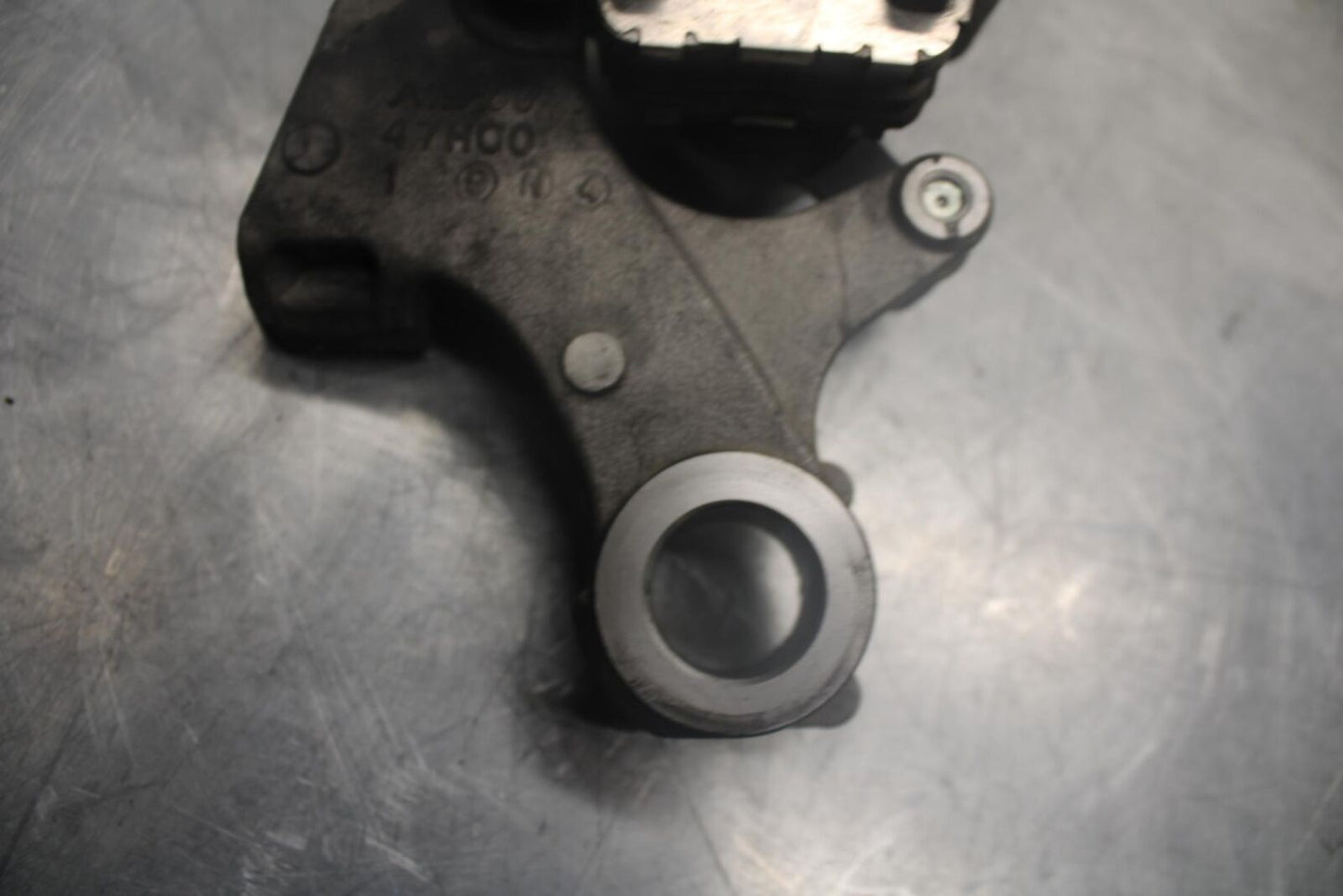15-21 SUZUKI GSXR600 REAR BACK BRAKE CALIPER W MOUNT BRACKET BB460