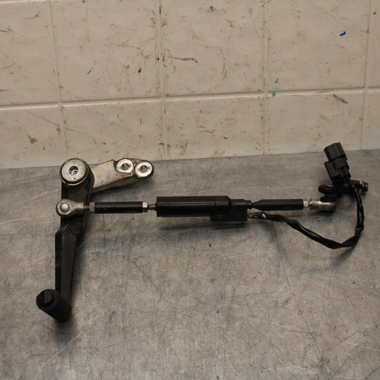 20 SUZUKI GSXR 1000 SHIFTER LINKAGE SHIFT LINK PEDAL BB597