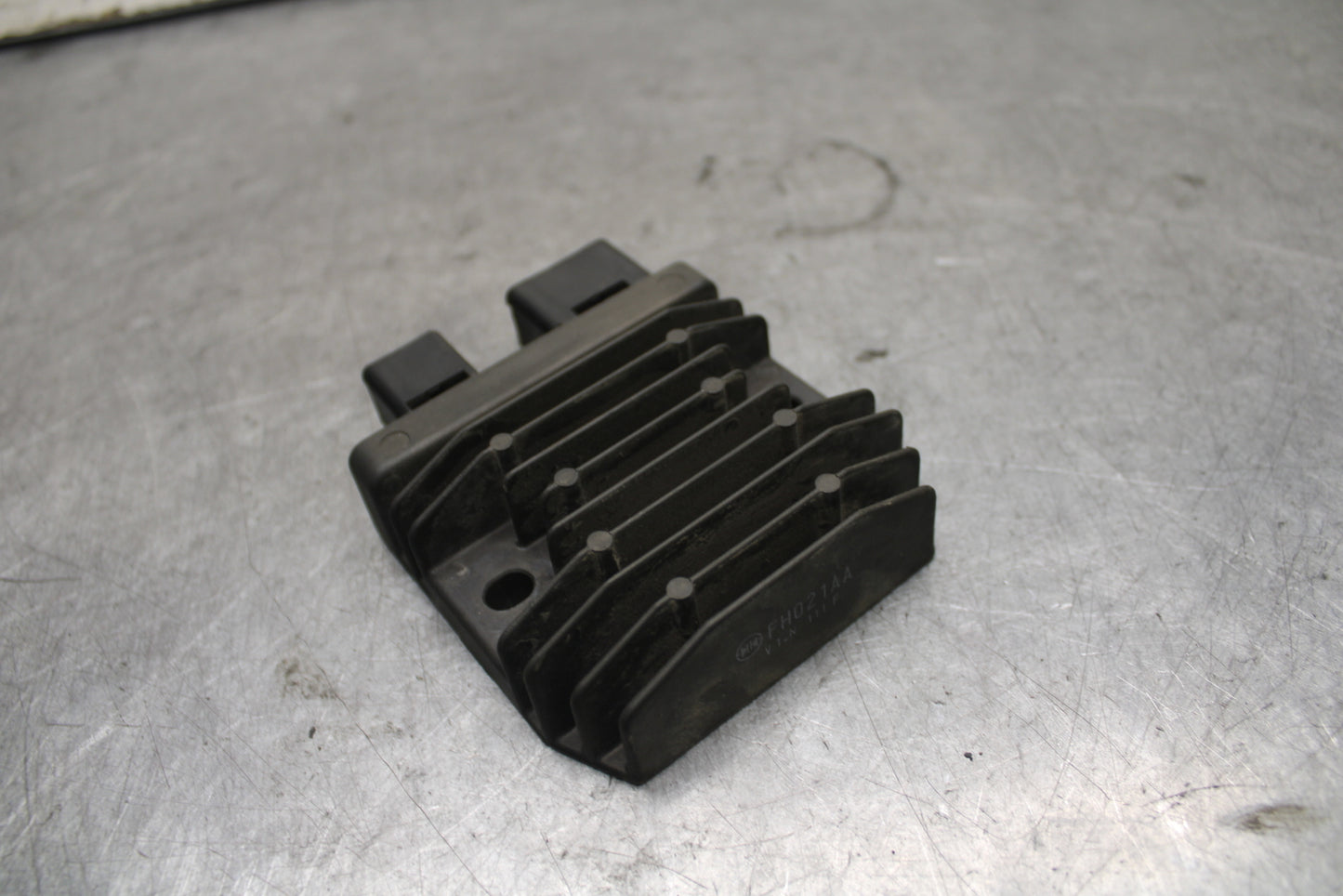 17-21 HONDA CBR1000RR SP RECTIFIER VOLTAGE REGULATOR BB681