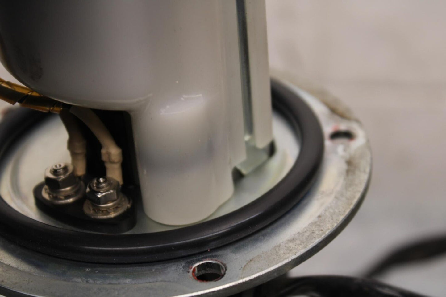 2011 Kawasaki Ninja ZX10R ZX1000K ABS FUEL PUMP GAS PETROL SENDER UNIT BB555