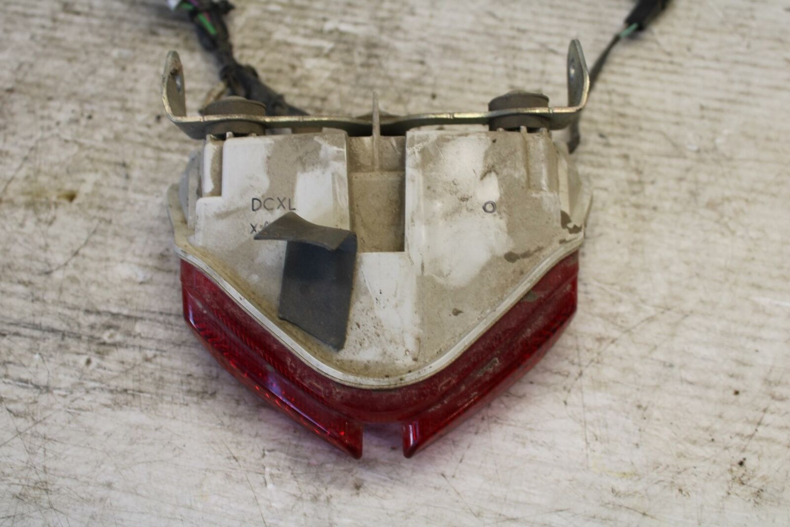08-09 SUZUKI GSXR600 REAR TAIL TAILLIGHT BACK BRAKE LIGHT BB156B