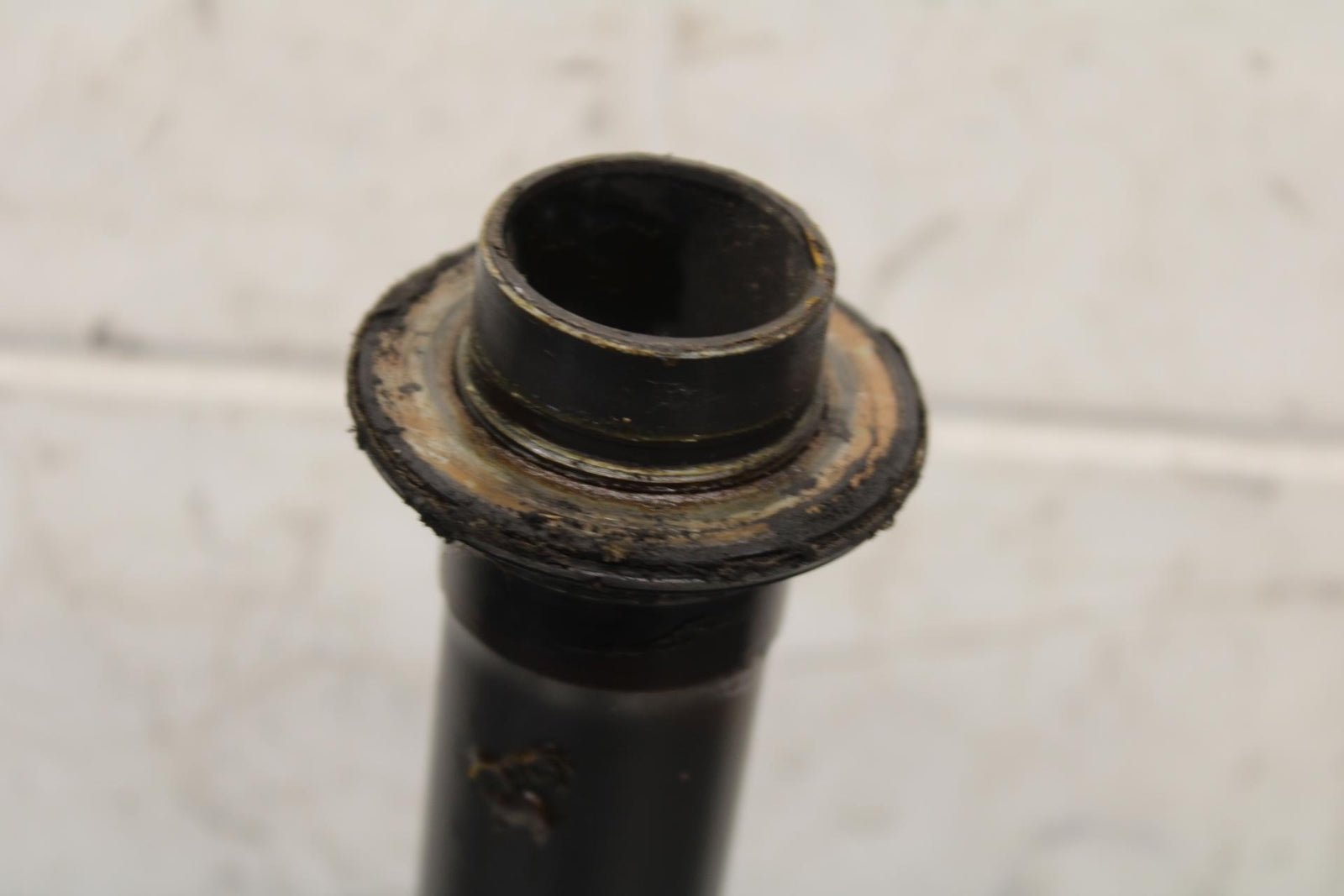 2005 Ducati Monster S2R FRONT FORKS CLAMP LOWER TRIPLE TREE STEM BB557