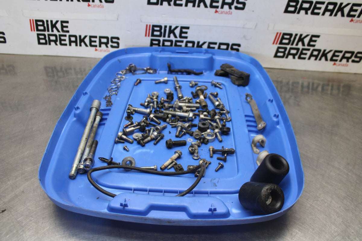 00-01 HONDA CBR929RR MOUNTING BOLTS HARDWARE SCREWS BB925