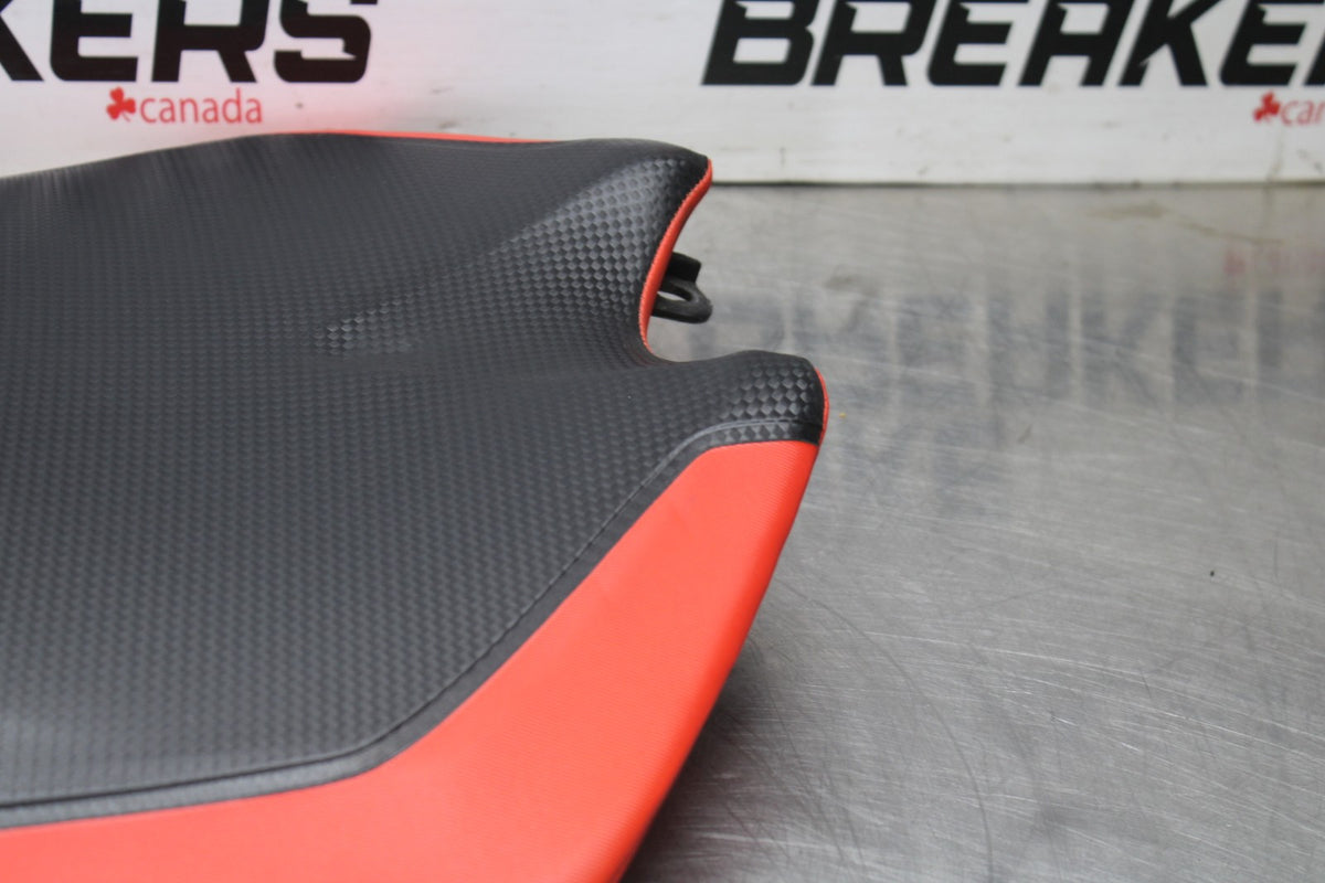 15 APRILIA RSV4 FACTORY APRC ABS FRONT DRIVERS SEAT PAD SADDLE PILLION BB901