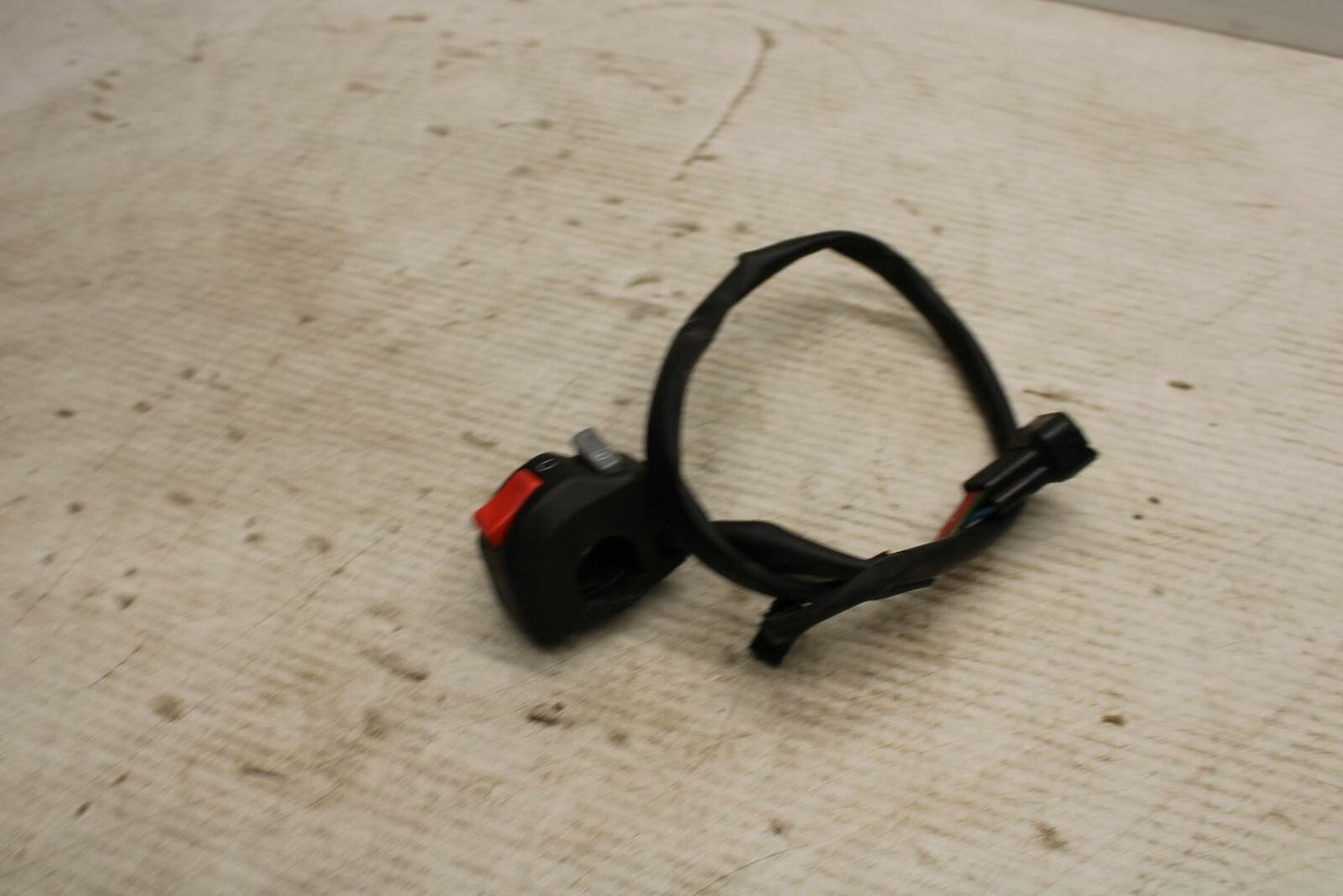 13-18 KAWASAKI NINJA ZX6R RIGHT CLIP ON HANDLE KILL OFF START SWITCH  BB304