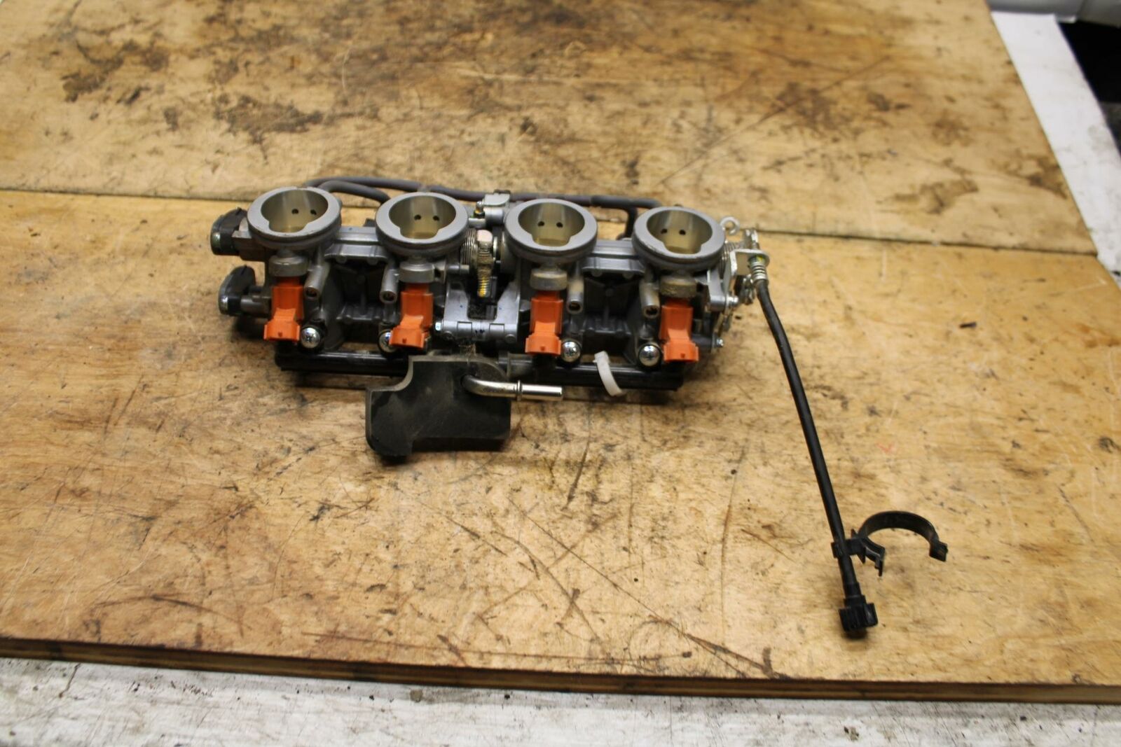 13-18 KAWASAKI NINJA ZX6R MAIN FUEL INJECTORS / THROTTLE BODIES BB342