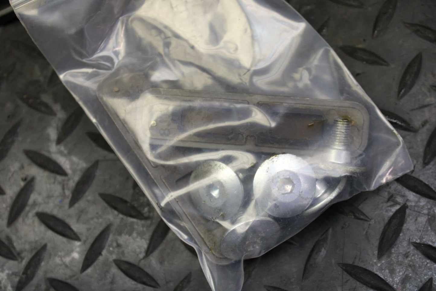 08-09 SUZUKI GSXR750 ENGINE TOP END CYLINDER HEAD COVER BB190