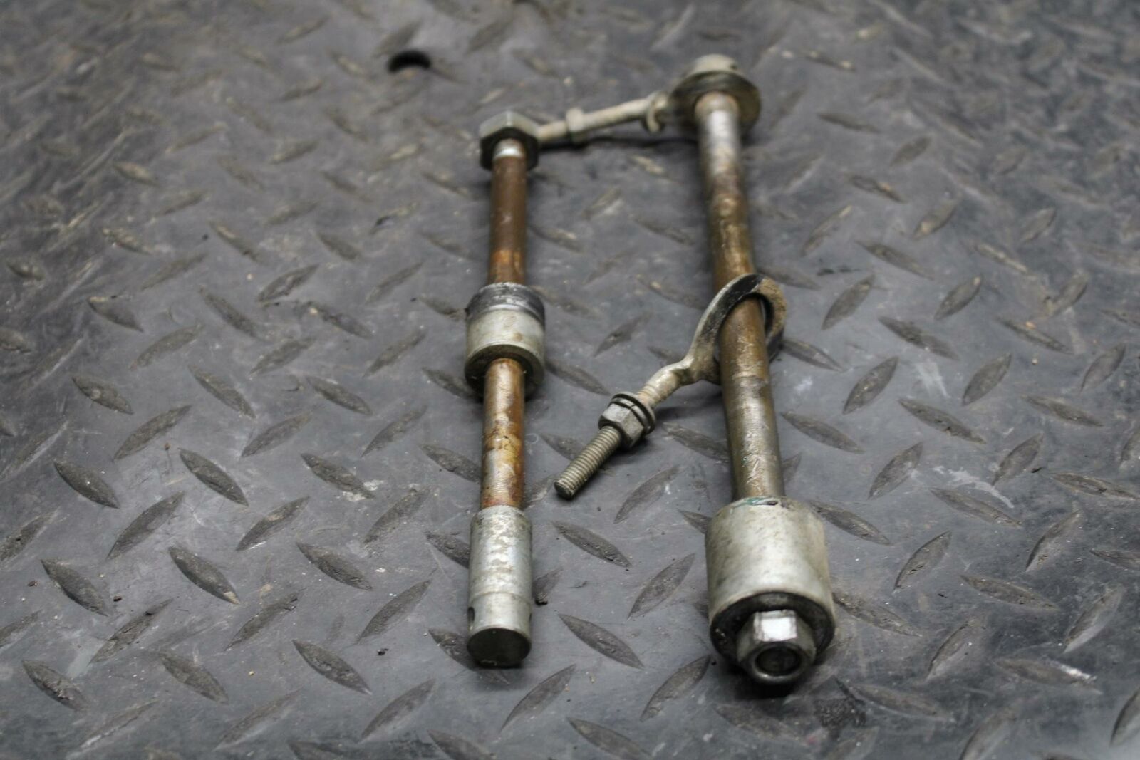 71 YAMAHA L5 FRONT REAR WHEEL RIM AXLE PIVOT BOLT SET BB230