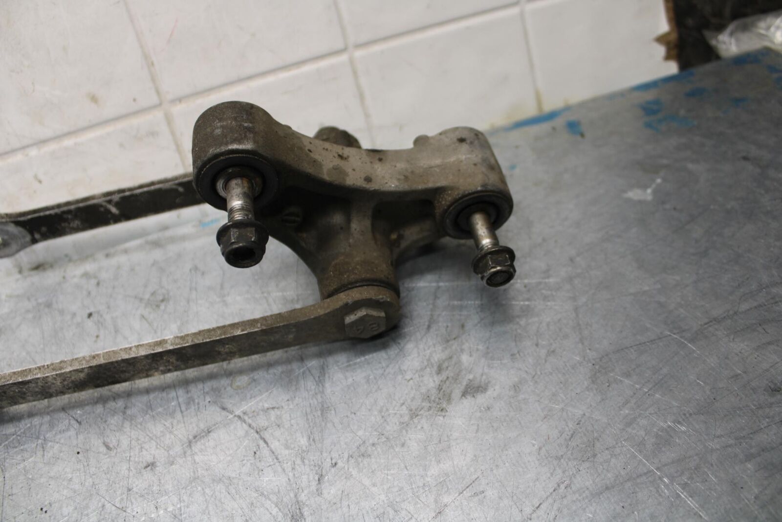 2002 Kawasaki Ninja ZX12R  REAR DOGBONE SHOCK LINKAGE LINK 39007-1302 BB48