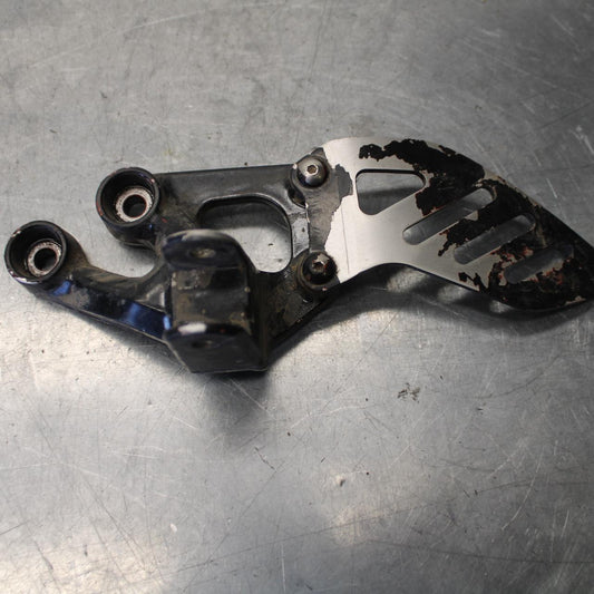 08-10 SUZUKI GSXR 600  LEFT REARSET  DRIVER FOOT PEG BRACKET MOUNT BB101 #B
