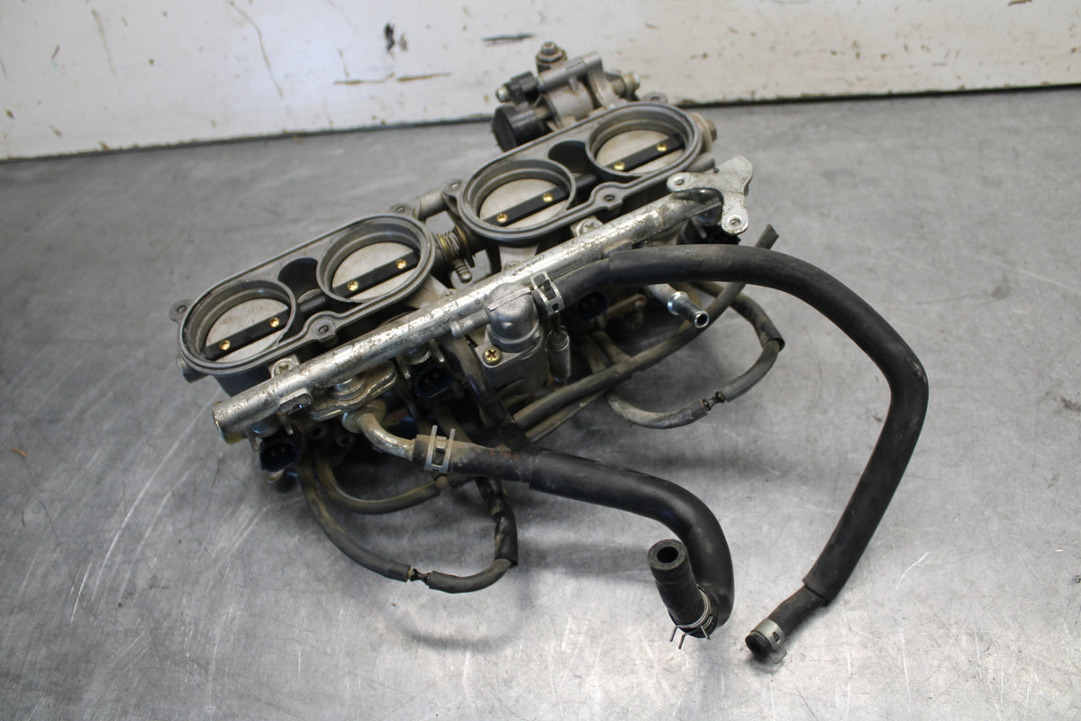 04-06 YAMAHA YZF R1 MAIN FUEL INJECTORS / THROTTLE BODIES 5VY-13750-30-00 BB659
