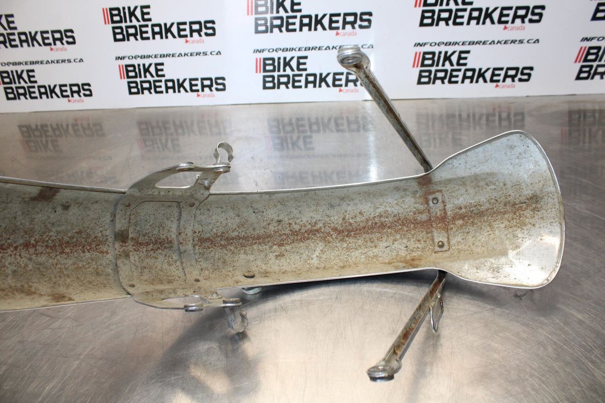 76-77 HONDA GOLDWING 1000 FRONT WHEEL FENDER BB171