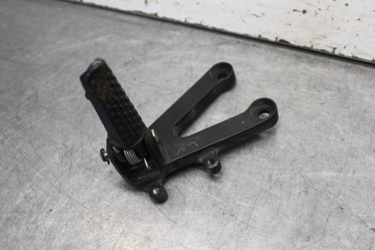 05-06 HONDA CBR600RR LEFT REARSET REAR SET DRIVER FOOT PEG REST STOP BB399