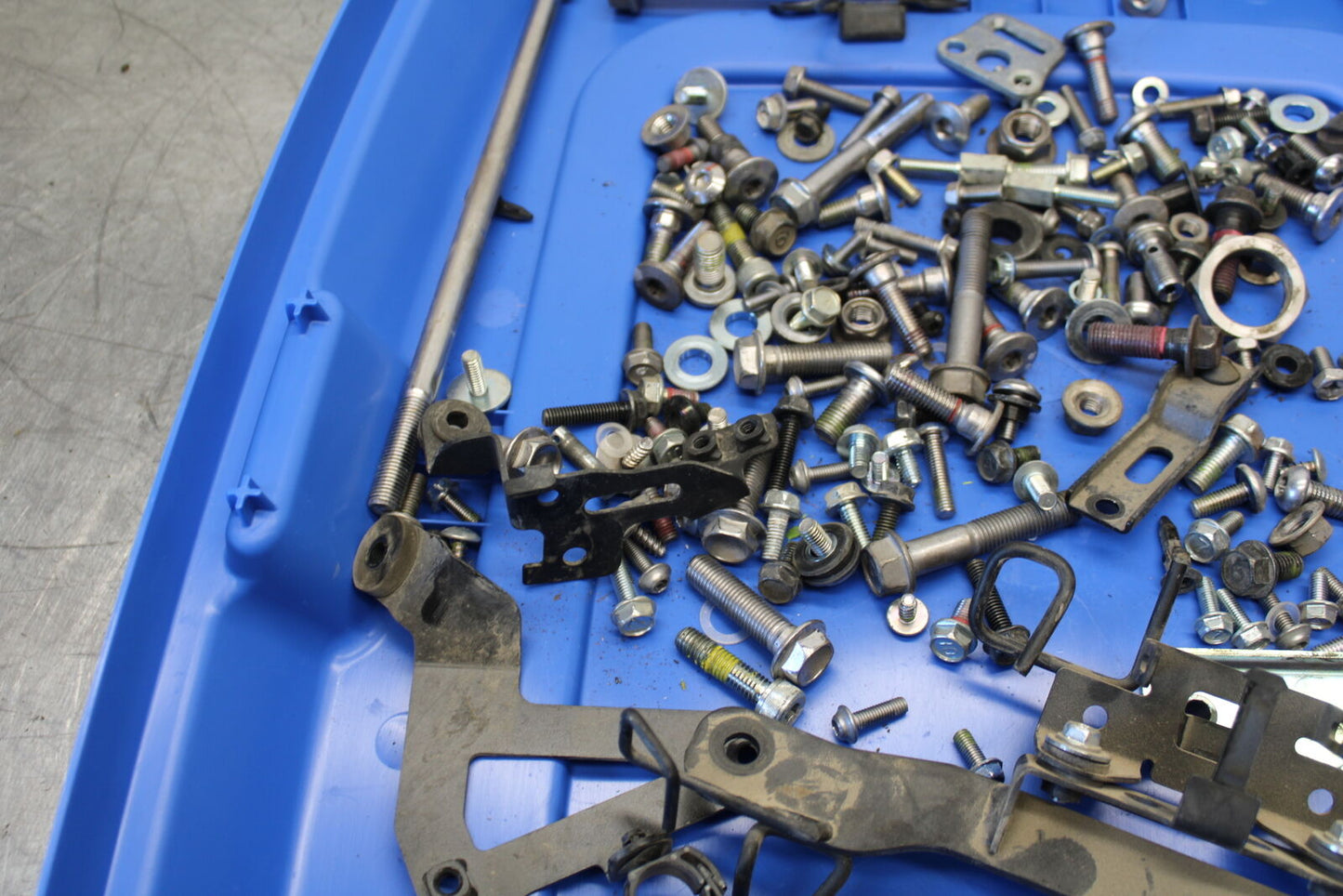 19-22 KAWASAKI Z400 ENGINE MOUNTING BOLTS HARDWARE MOTOR SCREWS BB708