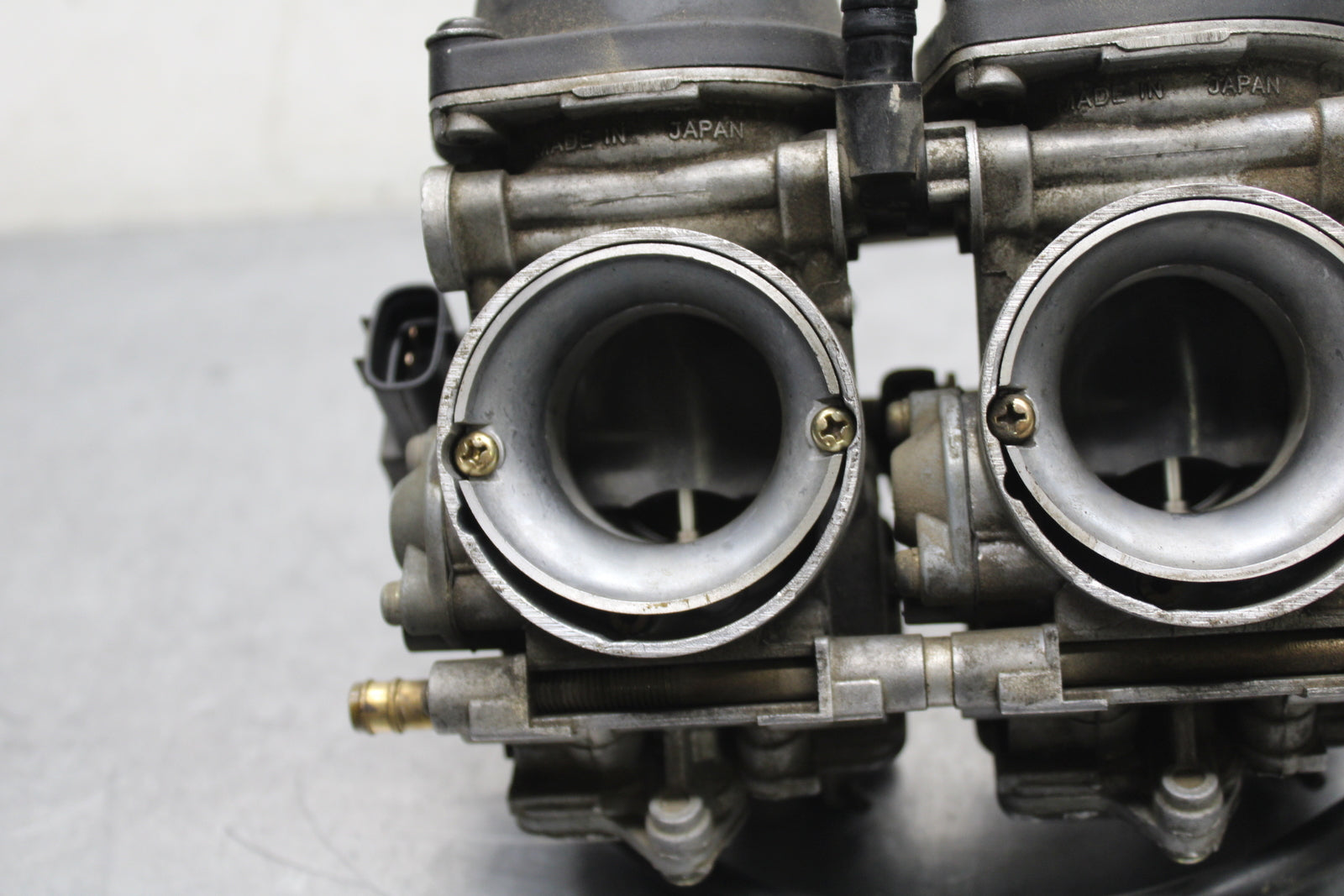 00 SUZUKI INTRUDER 1500 VL1500 CARB CARBURETOR BB761