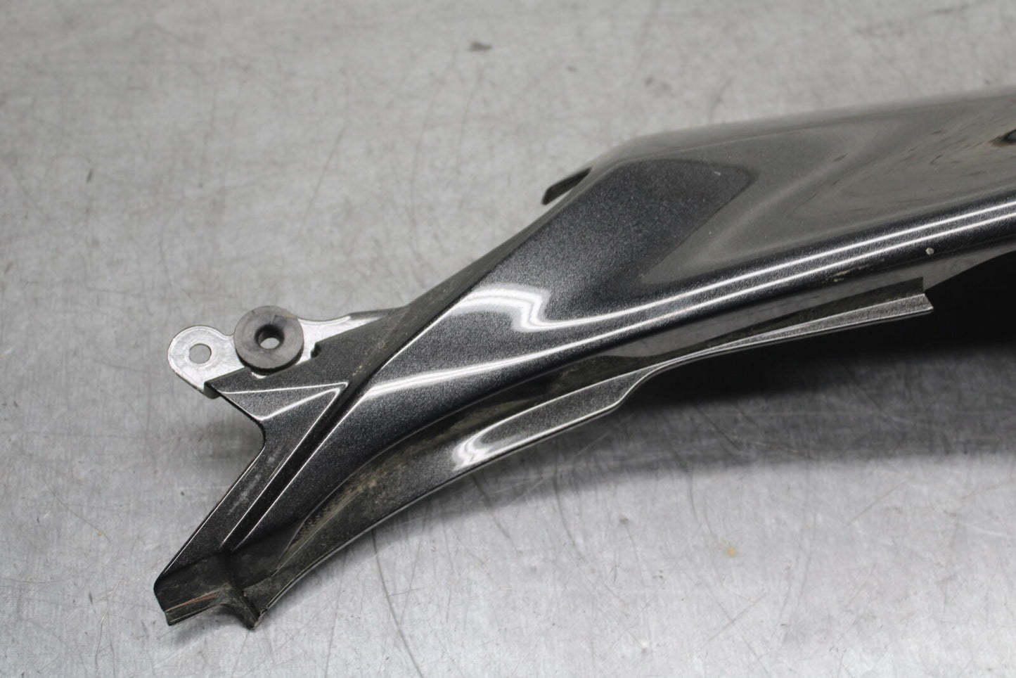 18-23 KAWASAKI NINJA 400 EX400 ABS LEFT REAR BACK TAIL FAIRING COWL SHROUD BB747