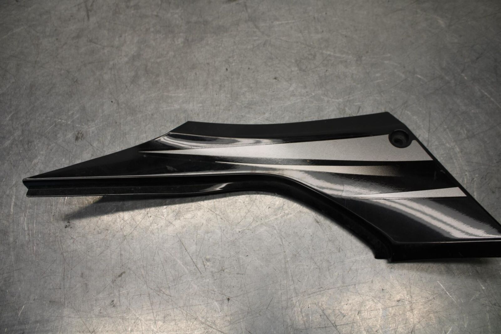 15-16 KAWASAKI EX300 LEFT FRONT SIDE SEAT SADDLE PANEL TRIM COWL FAIRING BB635