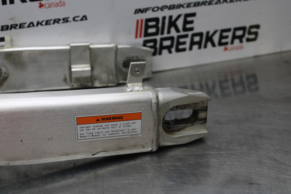 98-05 HONDA SUPER HAWK 1000 VTR1000F REAR SWINGARM BACK SWING ARM BB821