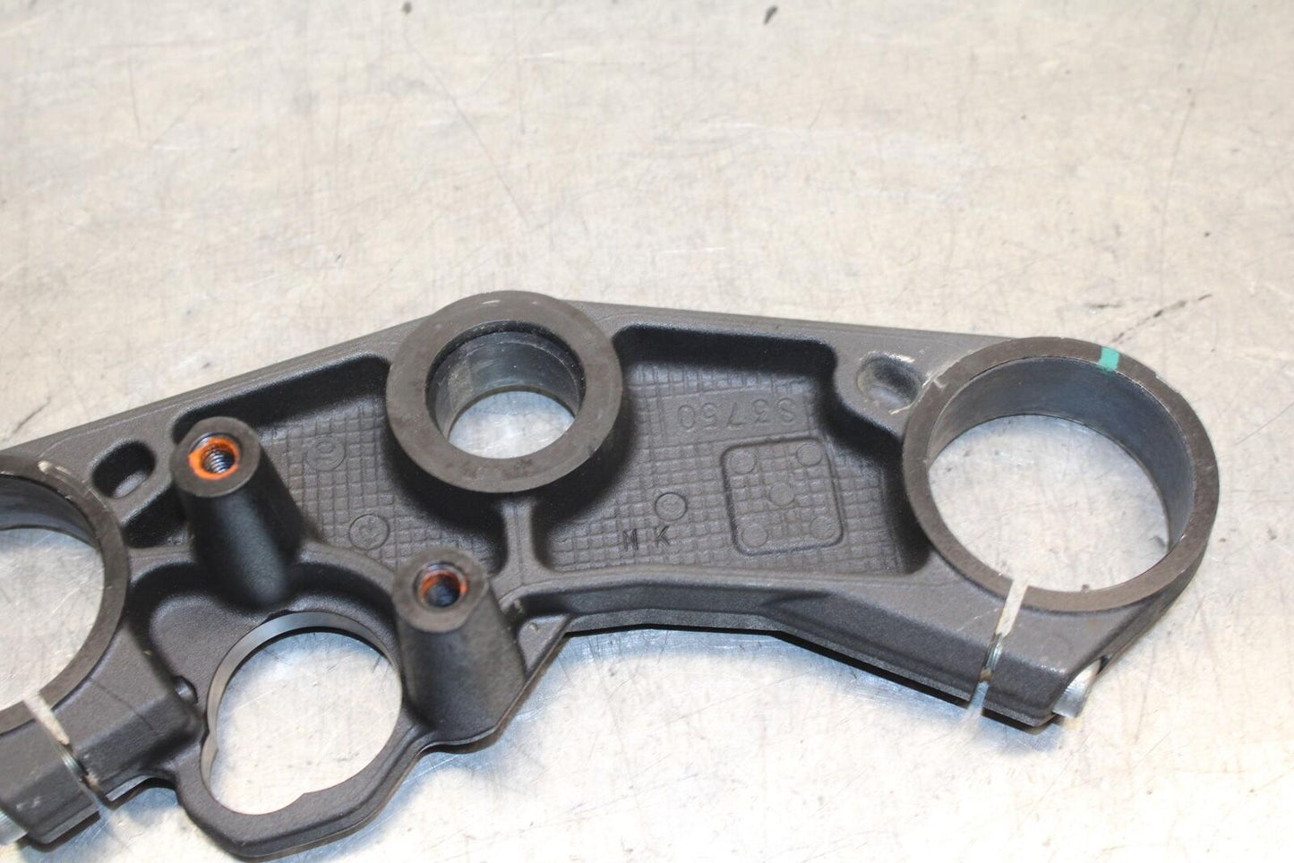 2011 Suzuki GSXR600 FORKS UPPER TRIPLE TREE CLAMP 51311-01H00 BB94