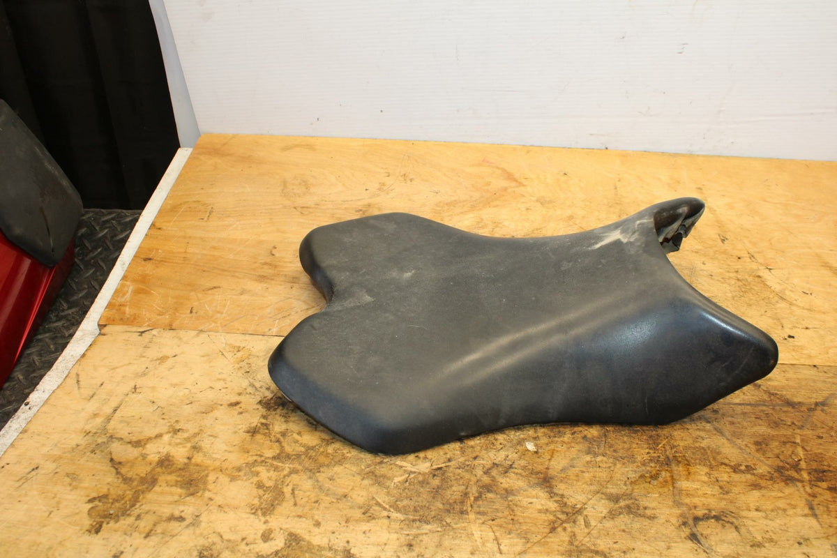 07-08 YAMAHA YZF R1 FRONT DRIVERS SEAT PAD SADDLE PILLION BB337