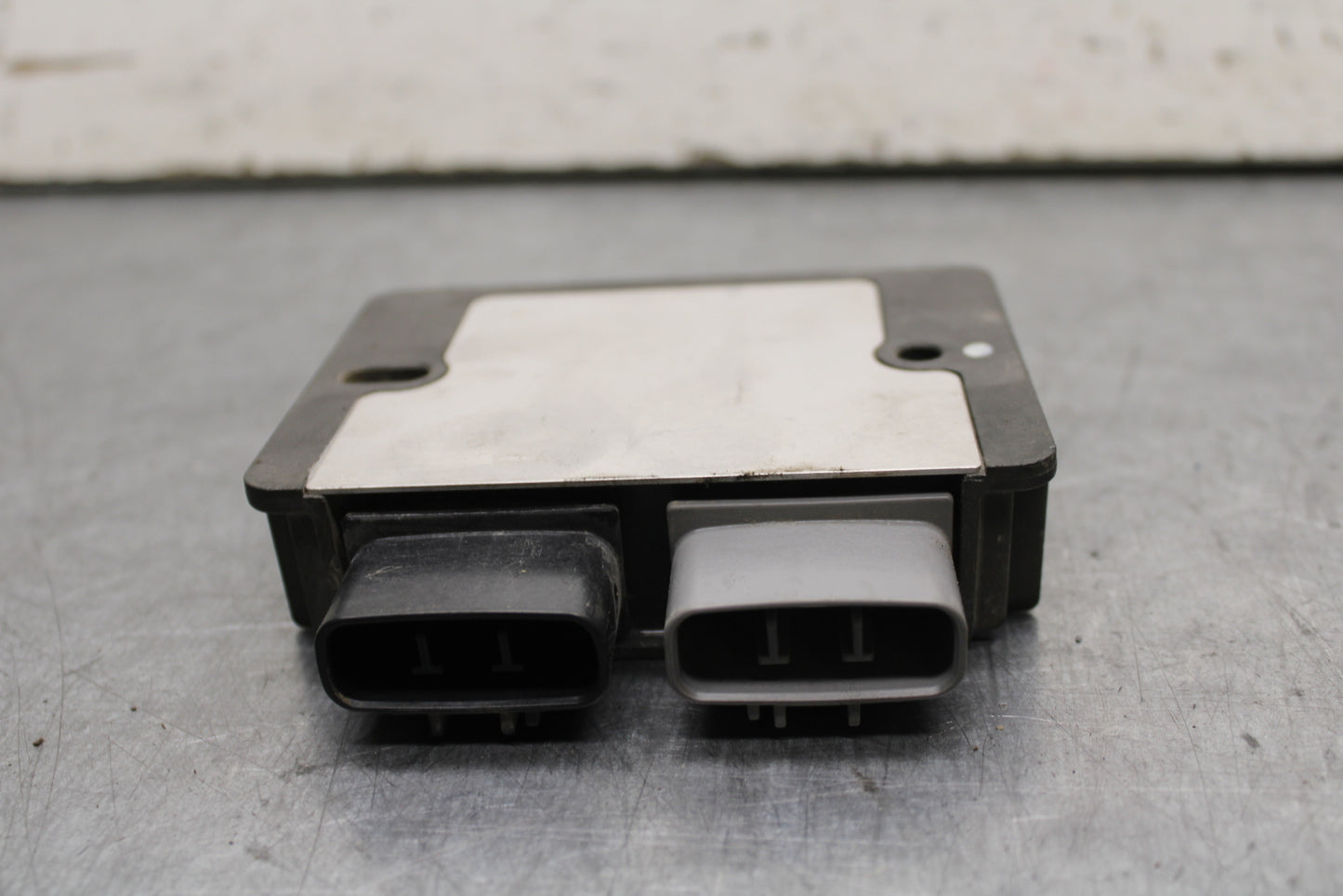 16 KAWASAKI NINJA ZX10R RECTIFIER VOLTAGE REGULATOR 21066-0748  BB650