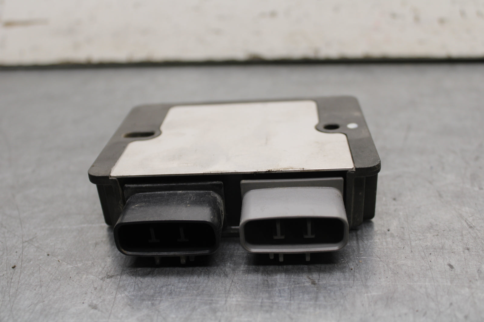 16 KAWASAKI NINJA ZX10R RECTIFIER VOLTAGE REGULATOR 21066-0748  BB650