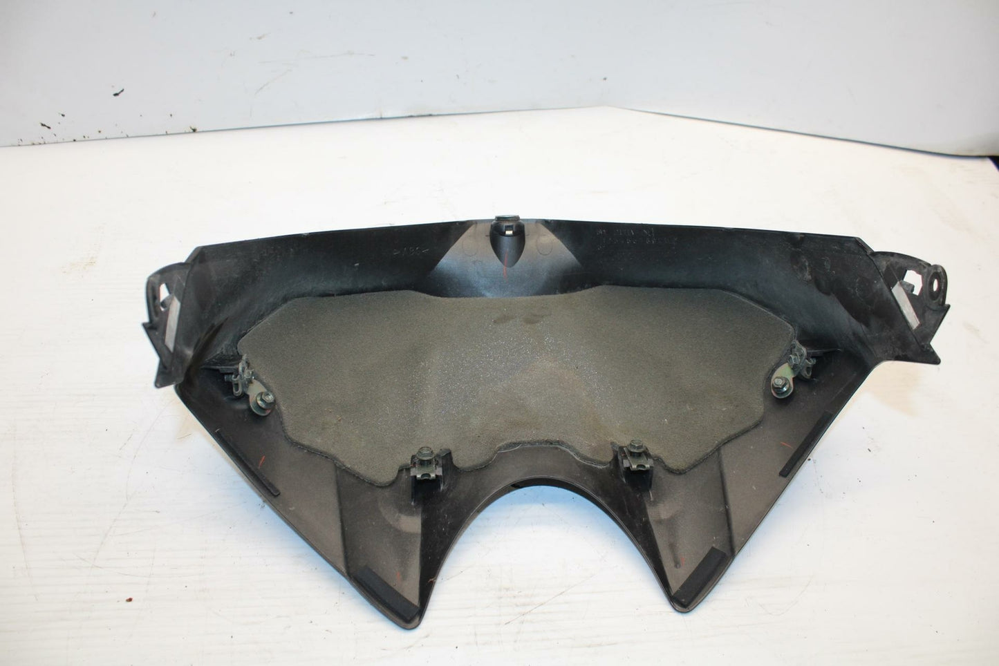 06 YAMAHA YZF R1 FRONT GAS TANK FUEL CELL FAIRING COWL COVER TRIM BB282