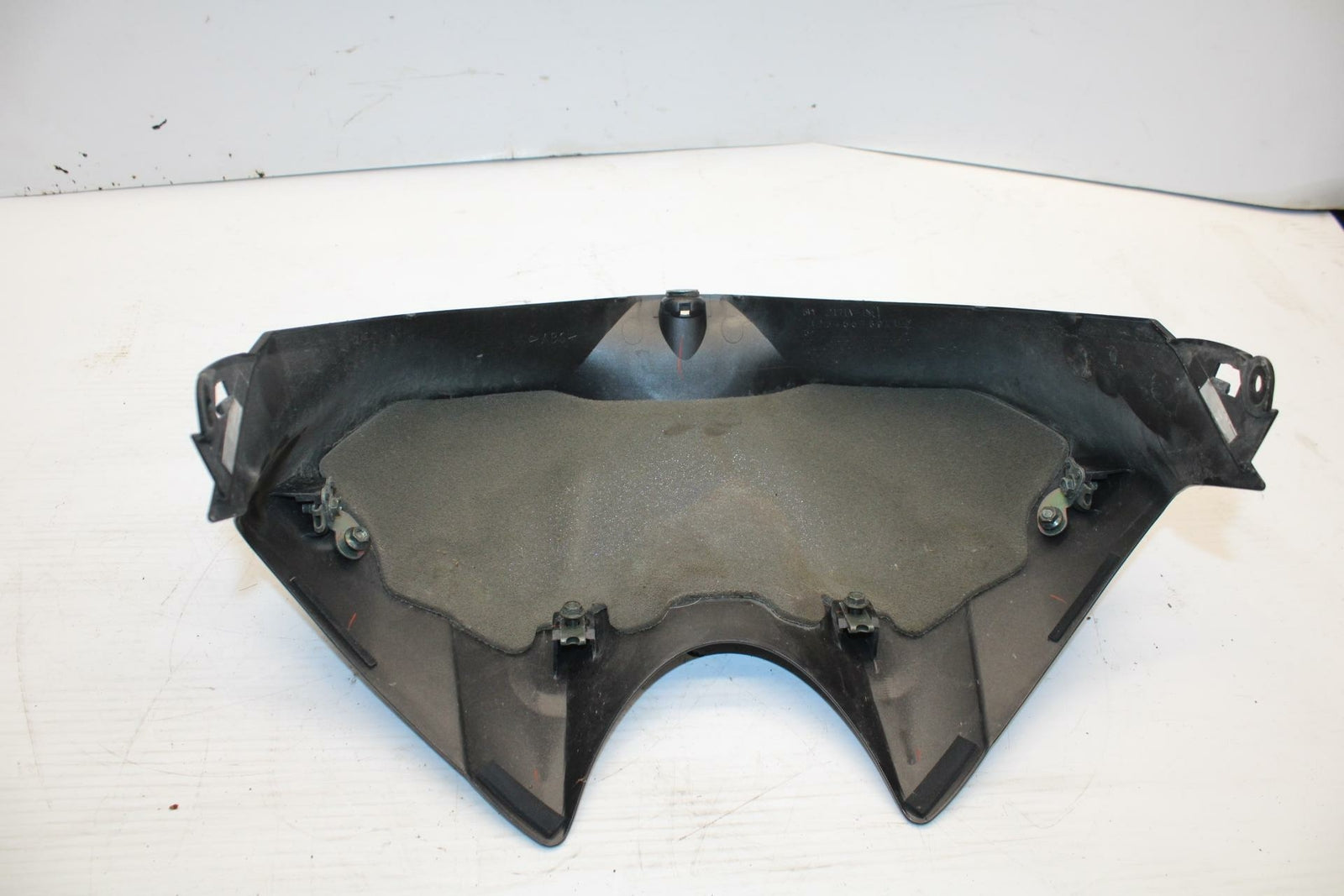 06 YAMAHA YZF R1 FRONT GAS TANK FUEL CELL FAIRING COWL COVER TRIM BB282