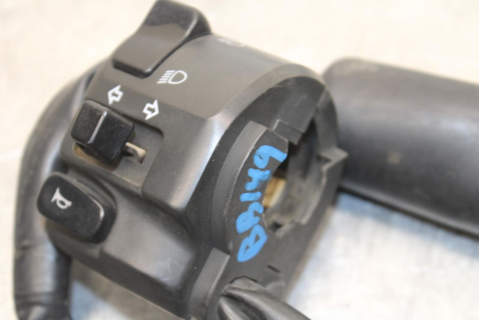 2009 Kawasaki Ninja 250R EX250J LEFT CLIP ON HANDLE HORN SIGNALS SWITCH  BB87