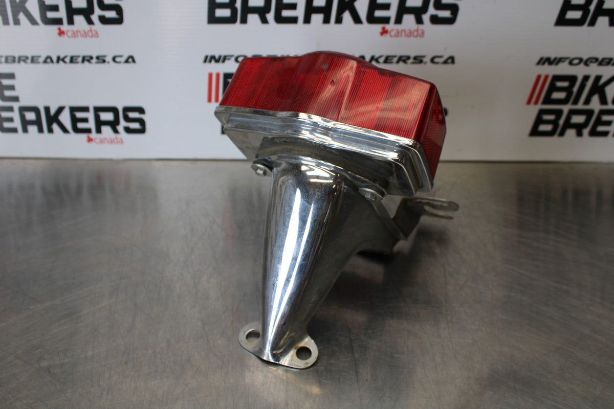 76-77 HONDA GOLDWING 1000 TAILLIGHT REAR TAIL BRAKE LIGHT BB171