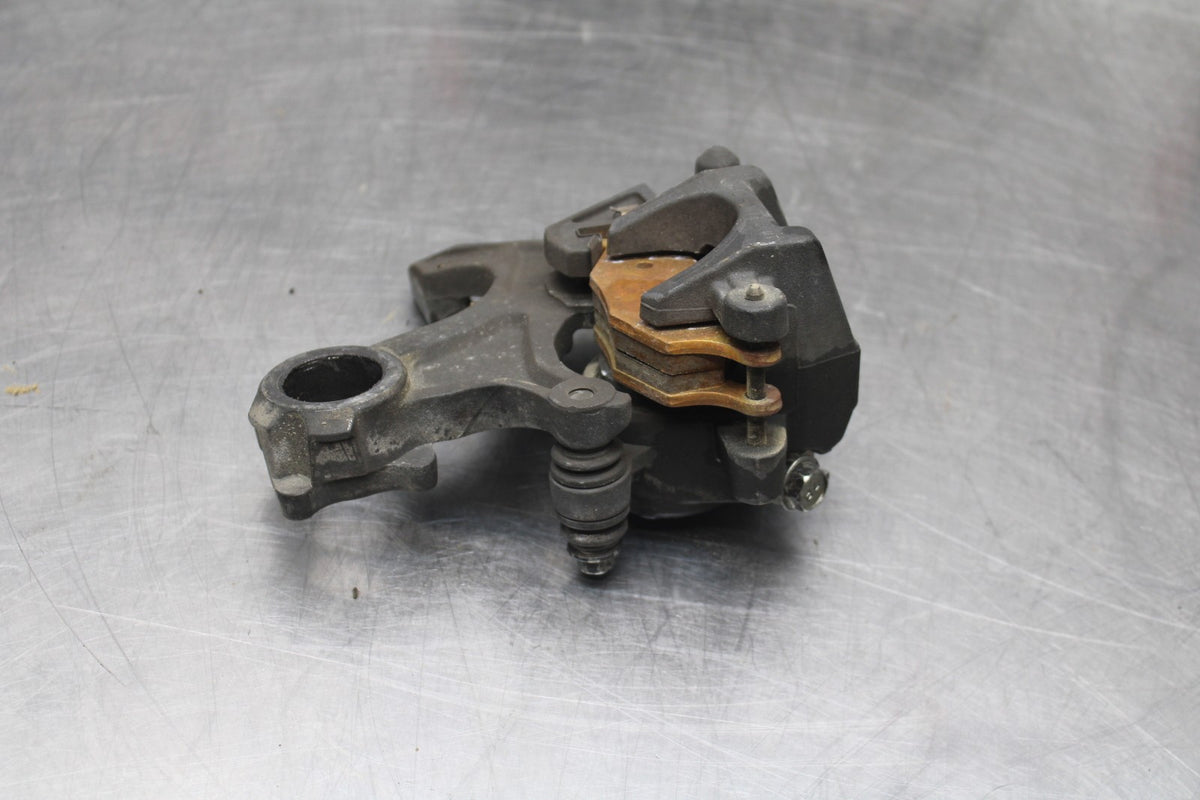 08-10 SUZUKI GSXR750 REAR BACK BRAKE CALIPER W MOUNT BRACKET BB854