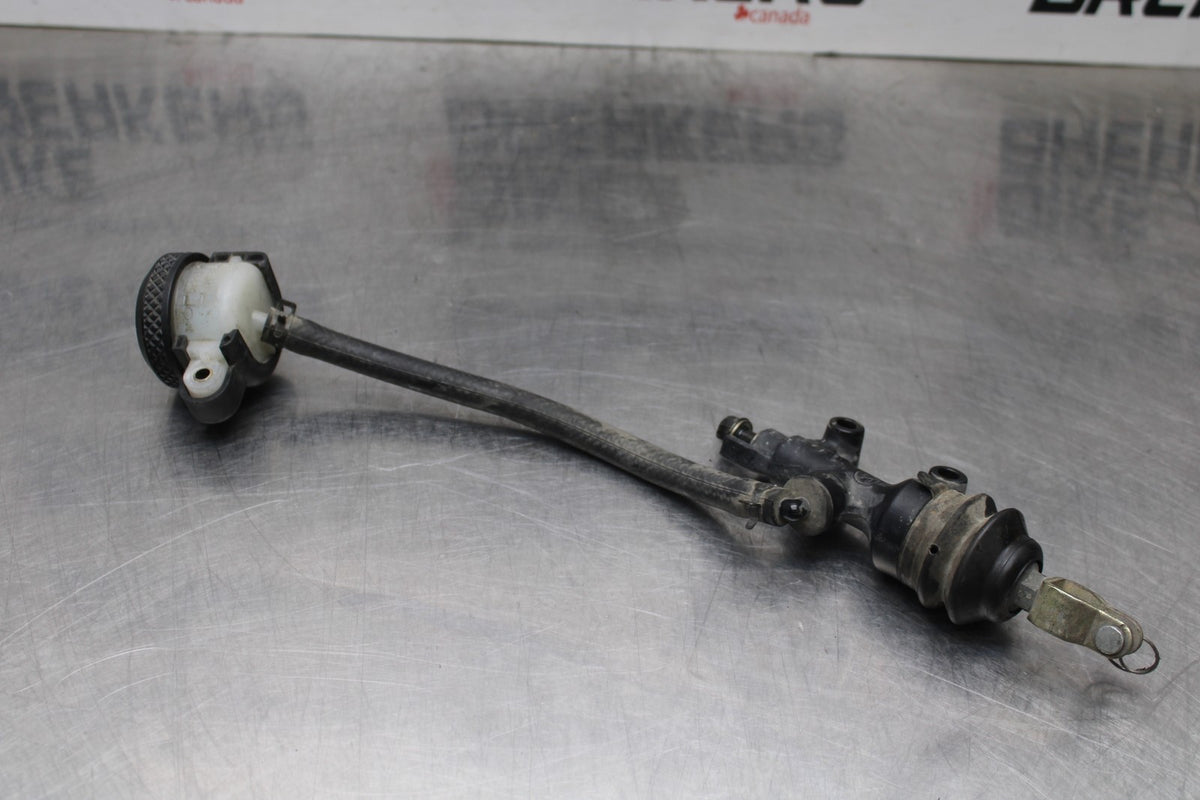 07 HARLEY-DAVIDSON SPORTSTER 1200 CUSTOM XL1200C REAR MASTER CYLINDER  BB833