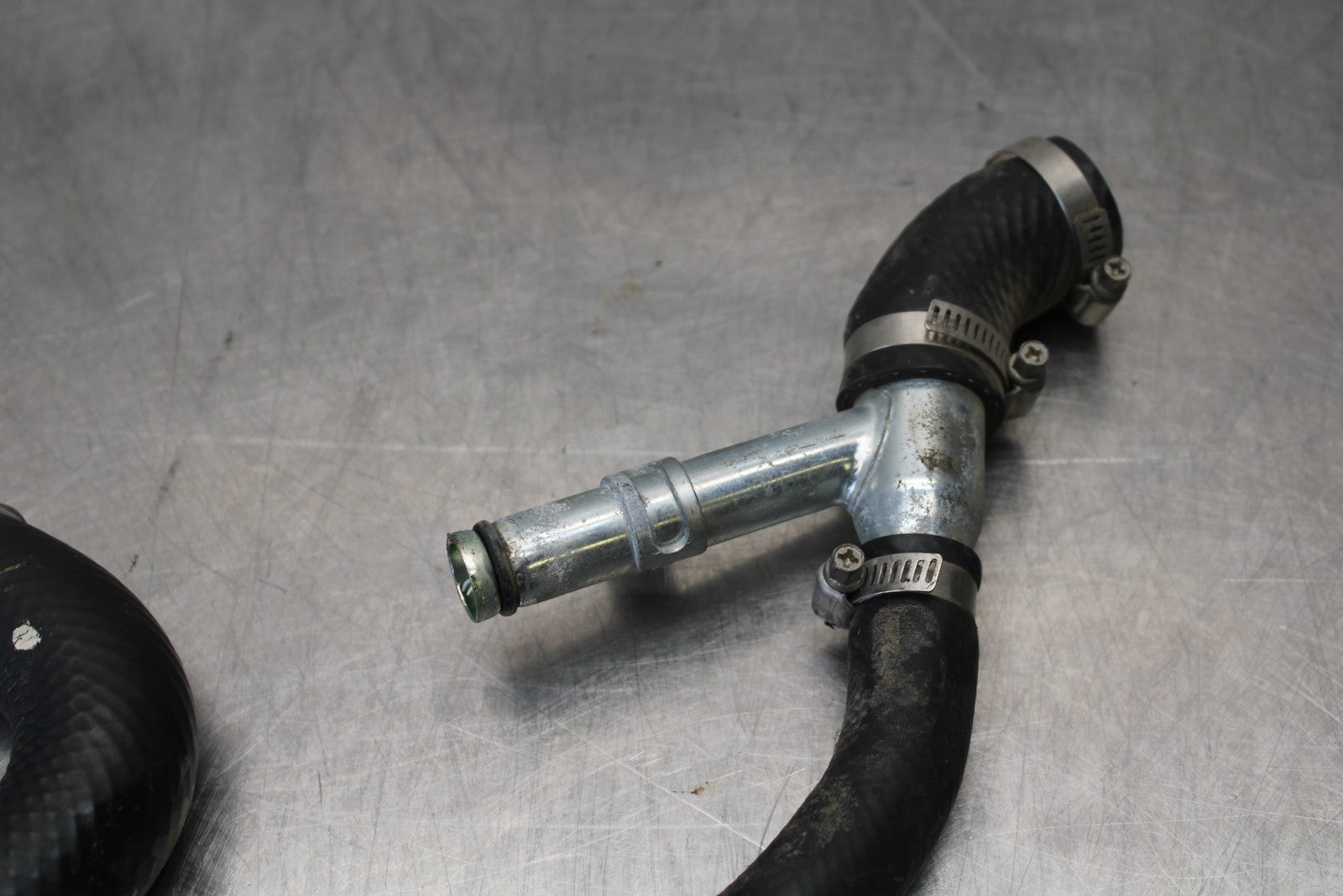 08 KAWASAKI VULCAN 900 RADIATOR HOSES ENGINE COOLANT WATER PIPES HOSE SET BB184