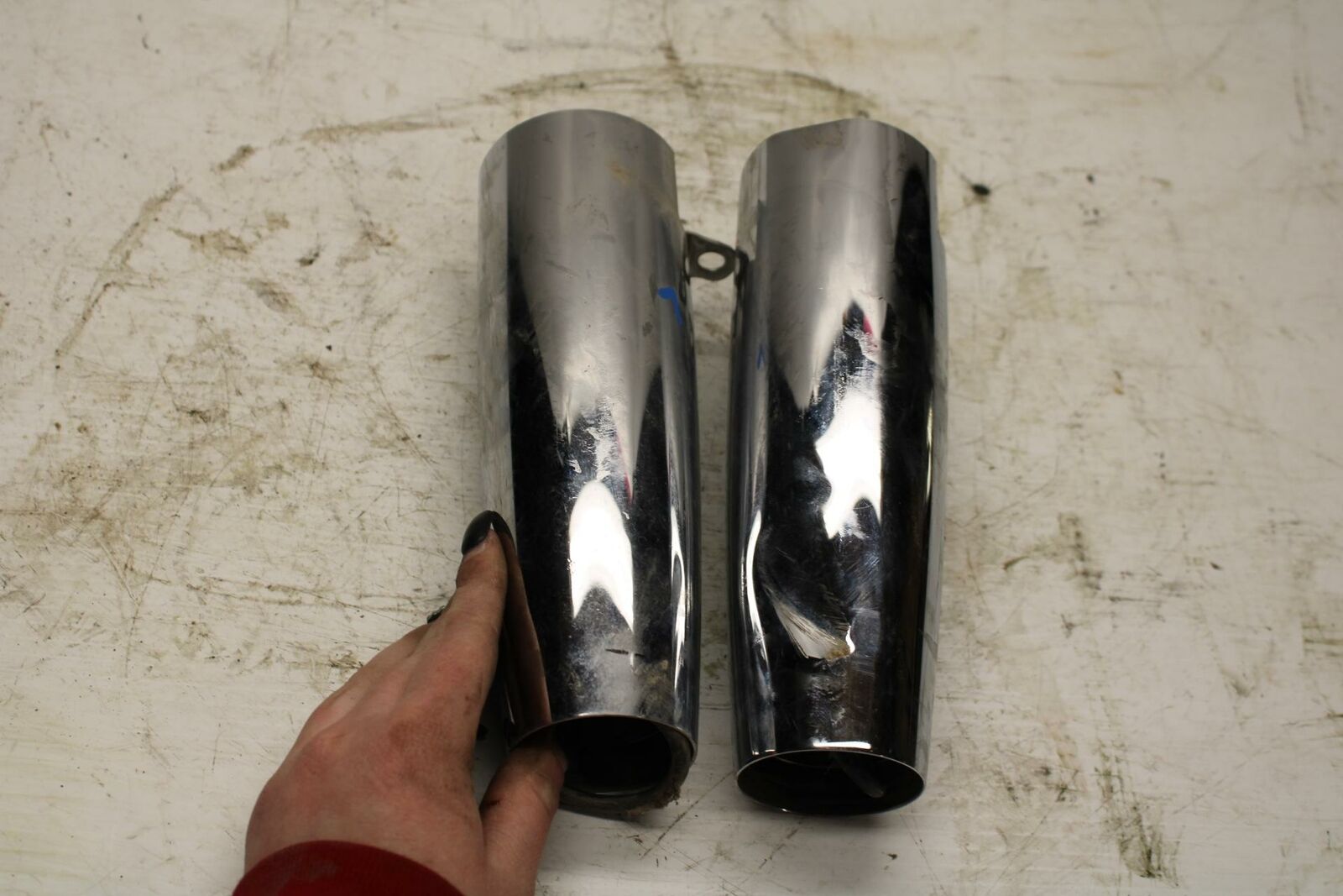 06 HONDA SHADOW 750 VT750C FRONT FORK UPPER COVER TOP GUARD SHIELD COWL BB352 