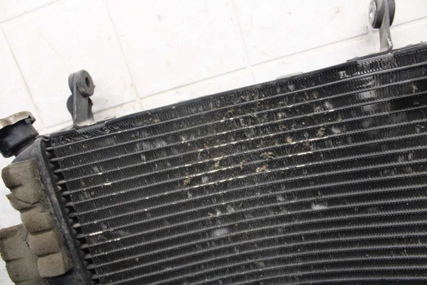 2003 Yamaha YZF R6 ENGINE RADIATOR MOTOR COOLER COOLING RADIATER BB539