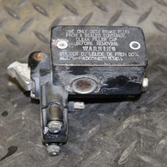 07 SUZUKI BURGMAN 650 FRONT LEFT BRAKE MASTER CYLINDER  BB183