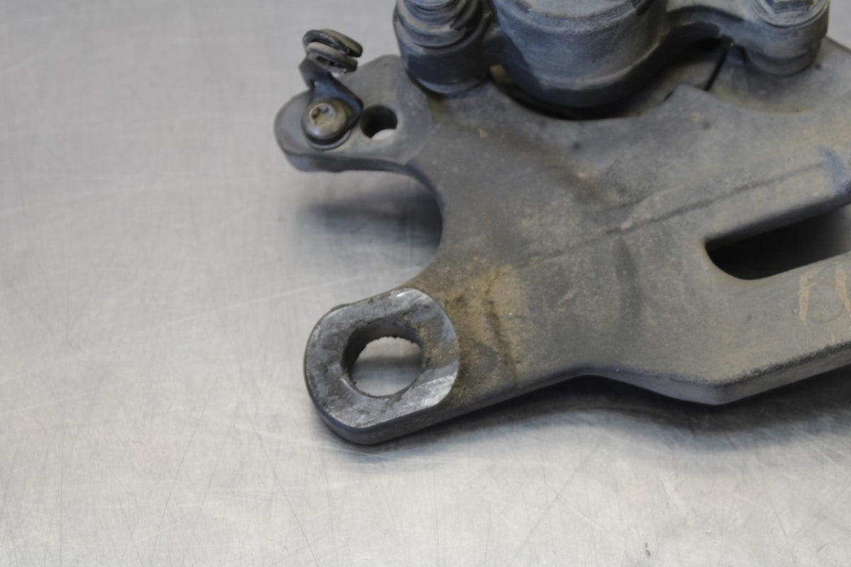 15 TRIUMPH TIGER 800 REAR BACK BRAKE CALIPER W MOUNT BRACKET BB873