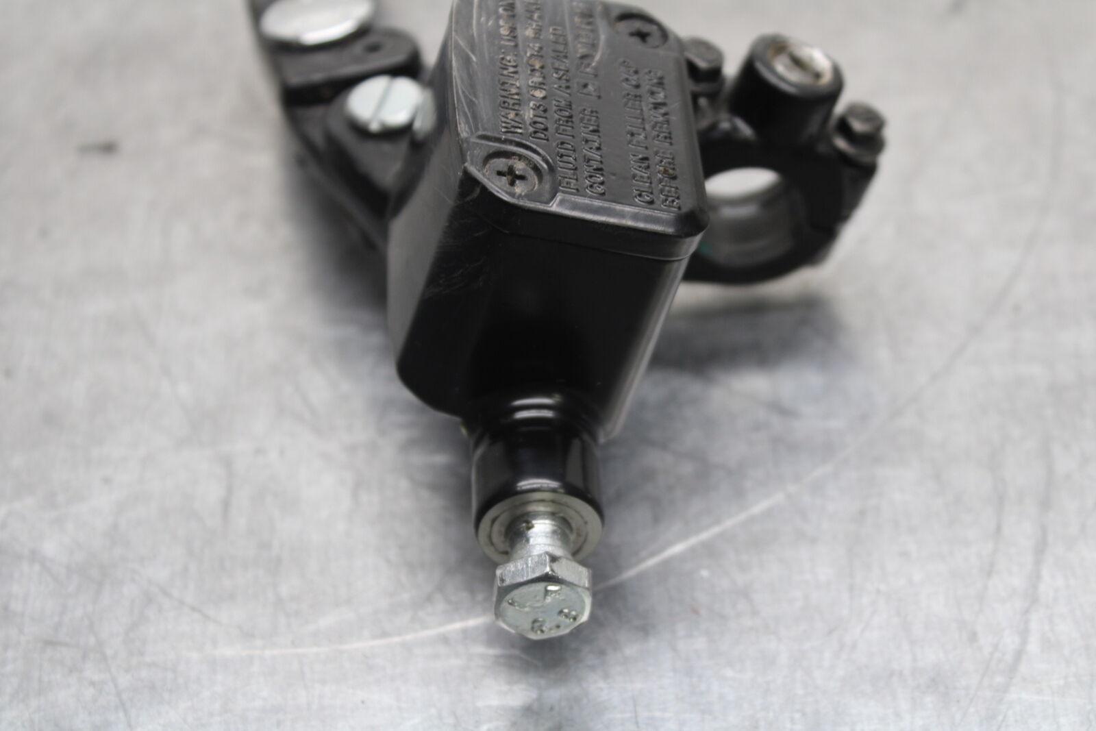 17-24 KTM 390 DUKE FRONT BRAKE MASTER CYLINDER w/ LEVER BB734