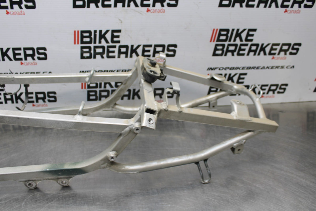 01-03 SUZUKI GSXR600 REAR SUBFRAME BACK SUB FRAME BB841